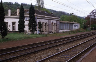 CHAUDFONTAINE  86-1936.jpg